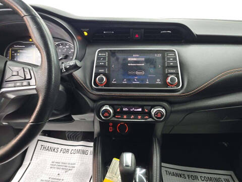 2020 Nissan Kicks SR