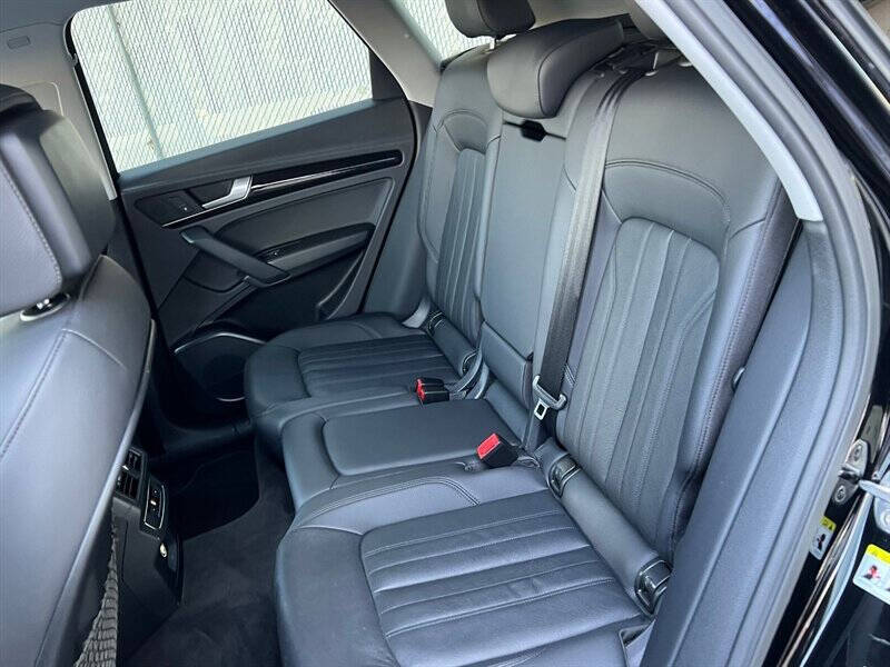 2020 Audi Q5 e quattro Premium 55 TFSI