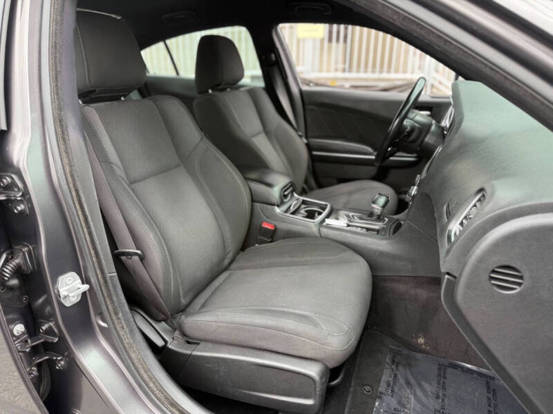 2016 Dodge Charger SXT