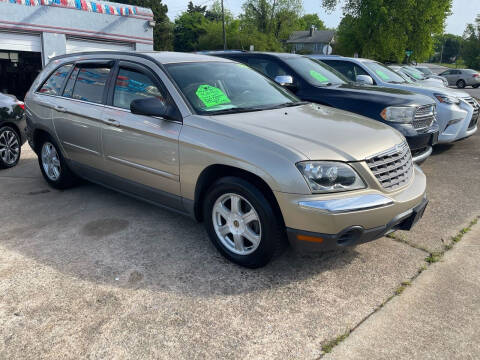 2004 Chrysler Pacifica for sale at Motley's Auto World in Danville VA
