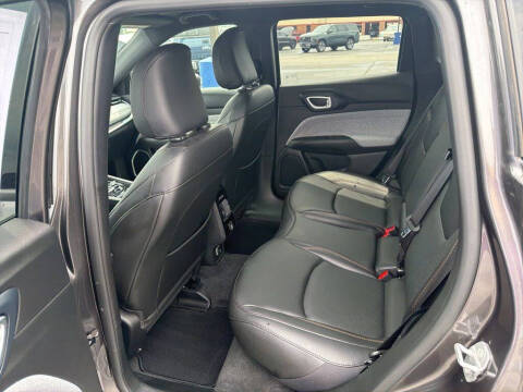2023 Jeep Compass Latitude Lux