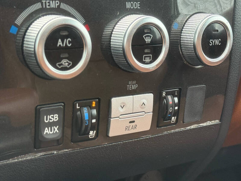 2016 Toyota Sequoia Platinum
