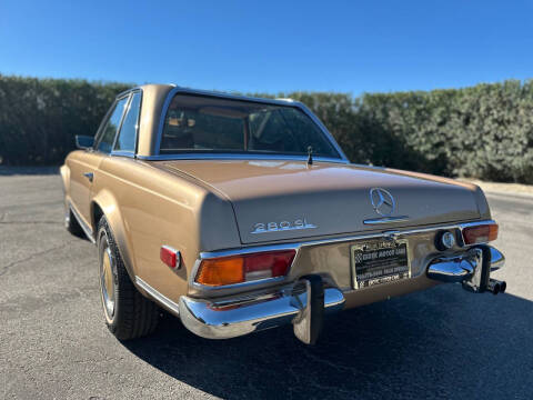 1971 Mercedes-Benz 280-Class