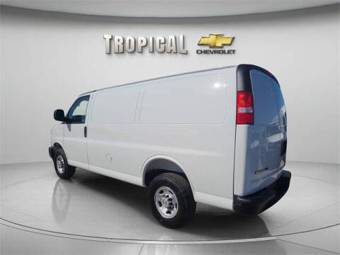 2025 Chevrolet Express 2500
