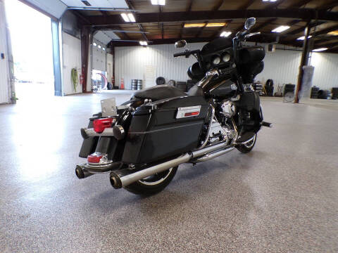 2010 Harley-Davidson FLHTCU Electra Glide