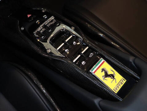 2024 Ferrari 296 GTS