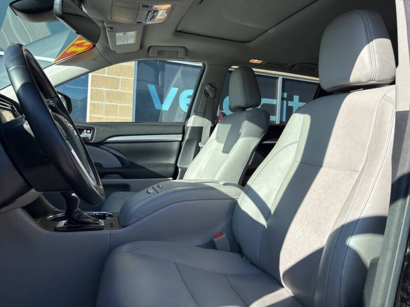 2017 Toyota Highlander XLE