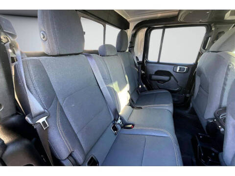 2024 Jeep Gladiator Willys