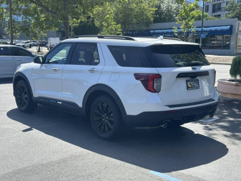 2022 Ford Explorer ST-Line
