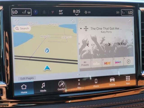 2024 Chrysler Pacifica Plug-In Hybrid Pinnacle