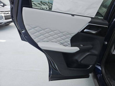 2025 Mitsubishi Outlander PHEV SEL