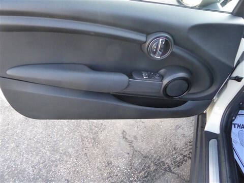 2016 MINI Hardtop 2 Door Cooper