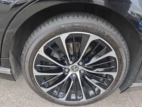 2023 Lexus LS 500