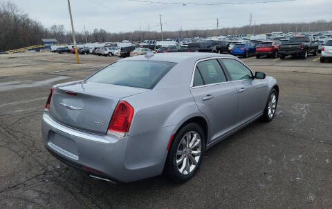 2015 Chrysler 300 Limited