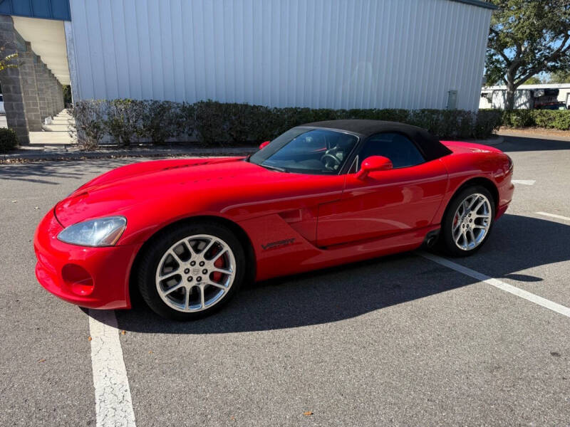 2004 Dodge Viper SRT-10