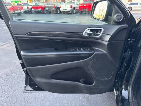 2019 Jeep Grand Cherokee Laredo