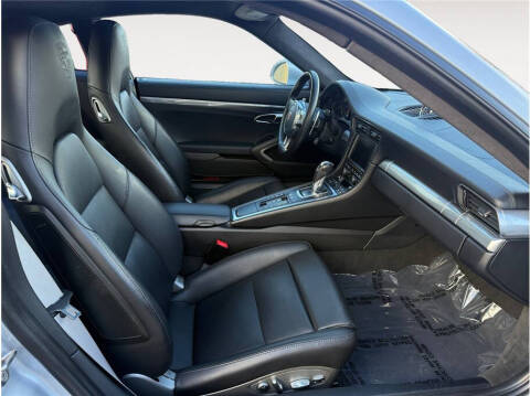 2014 Porsche 911 Carrera 4S