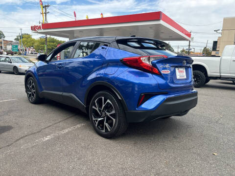 2020 Toyota C-HR LE