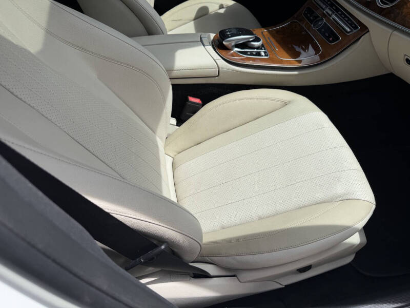 2019 Mercedes-Benz E-Class E 300