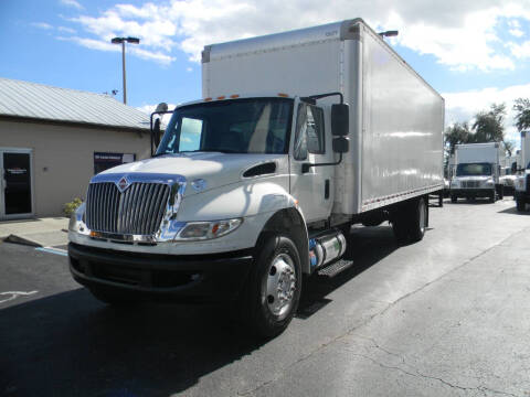 2017 International DuraStar 4300