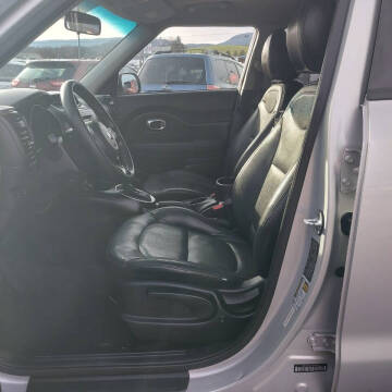 2015 Kia Soul +