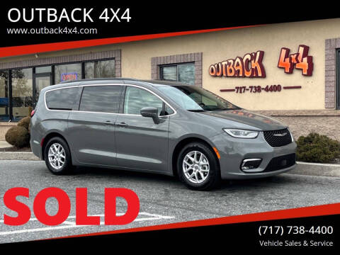 2022 Chrysler Pacifica for sale at OUTBACK 4X4 in Ephrata PA