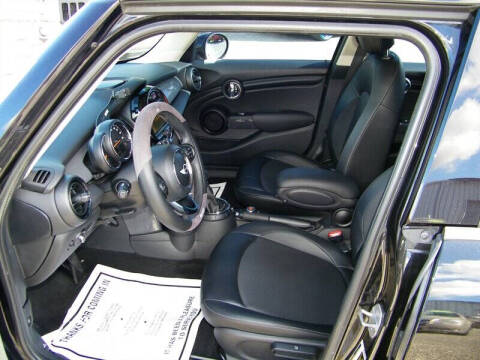 2016 MINI Hardtop 4 Door Cooper