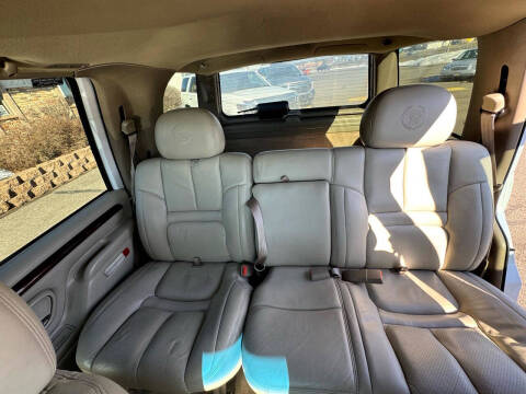 2000 Cadillac Escalade