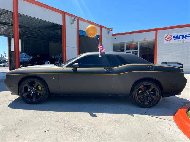 2014 Dodge Challenger Coupe - $18,497