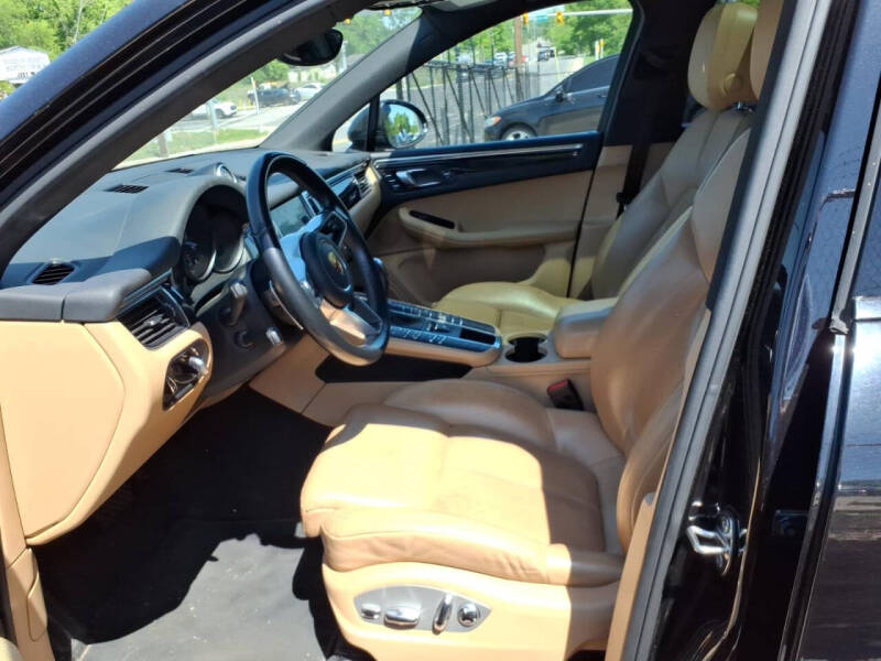 2018 Porsche Macan