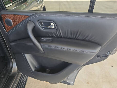 2017 Nissan Armada Platinum