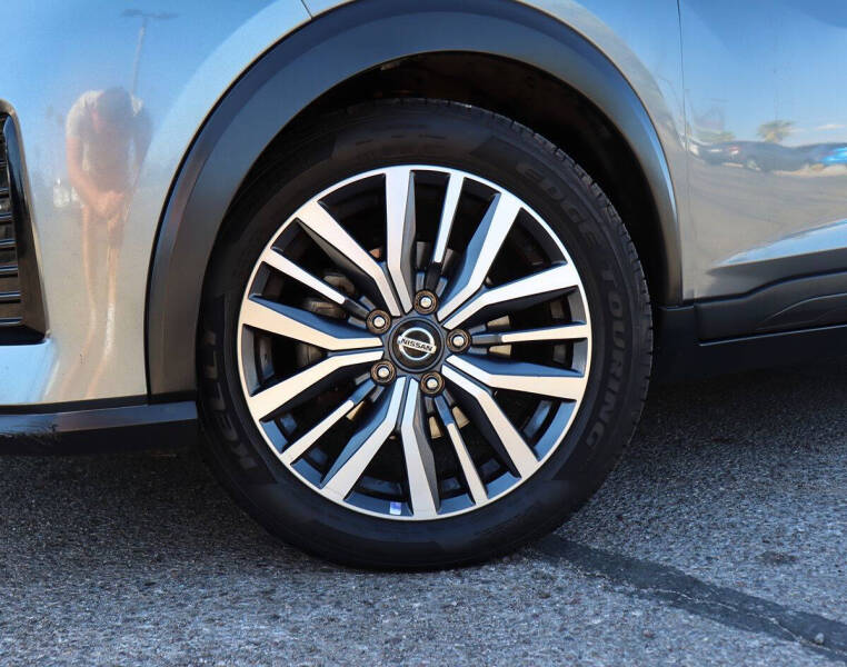 2021 Nissan Kicks SV