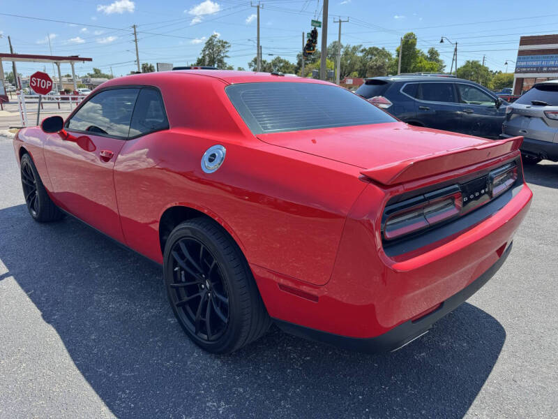 2019 Dodge Challenger SXT
