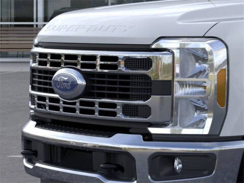 2026 Ford F-350 Super Duty XLT