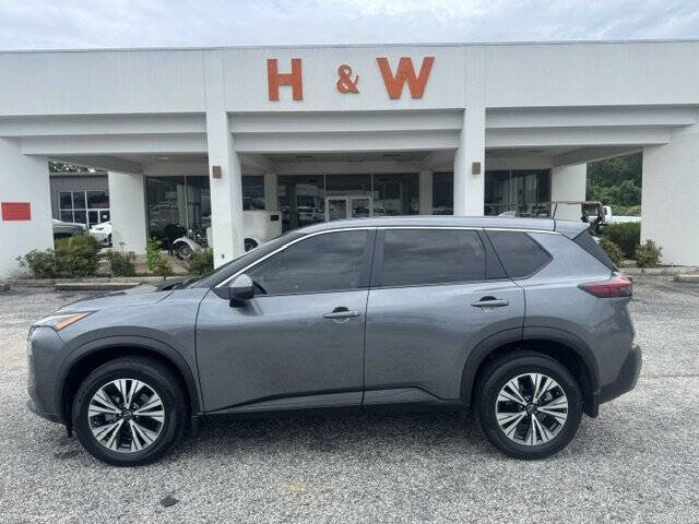 2022 Nissan Rogue SV