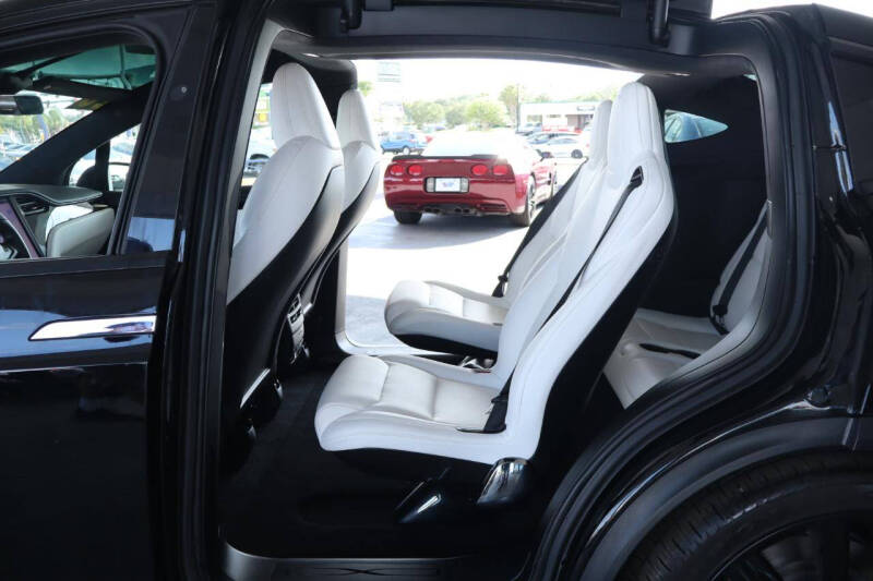 2021 Tesla Model X Long Range Plus