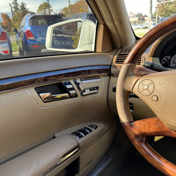 2010 Mercedes-Benz S-Class S 550 4MATIC