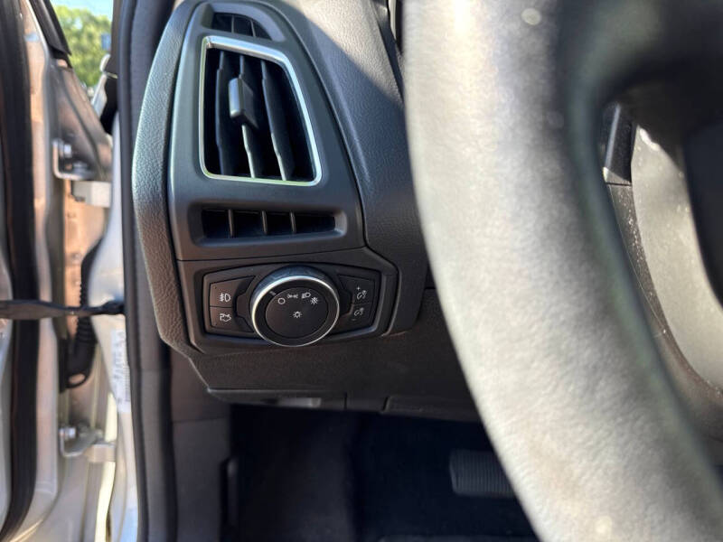 2018 Ford Focus Titanium