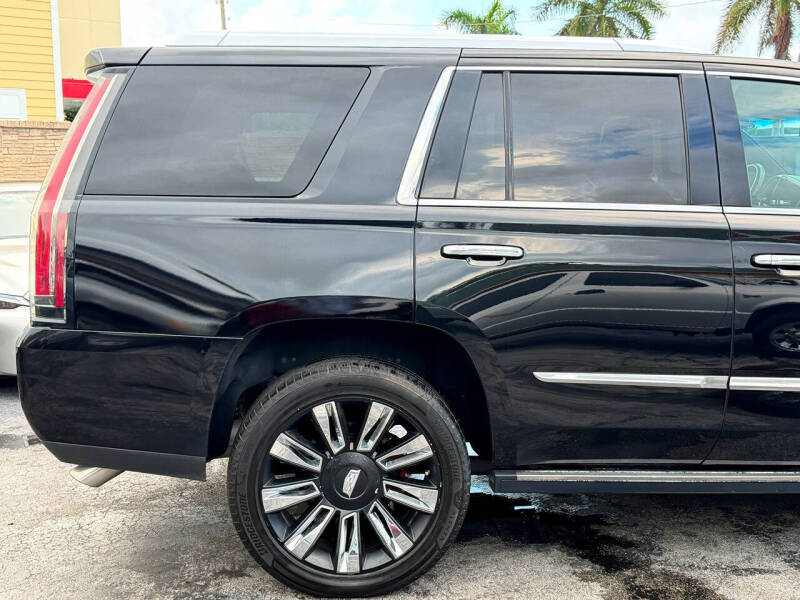 2016 Cadillac Escalade Platinum