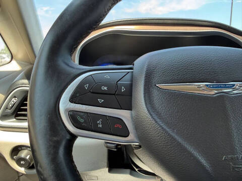 2017 Chrysler Pacifica Touring-L Plus