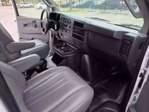 2019 Chevrolet Express 2500