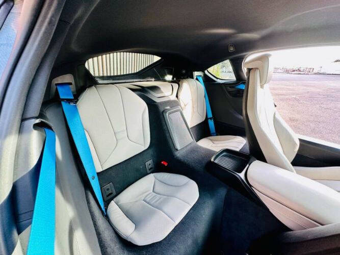 2014 BMW i8