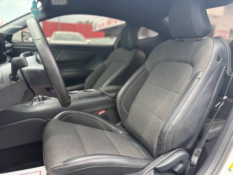 2024 Ford Mustang EcoBoost Premium