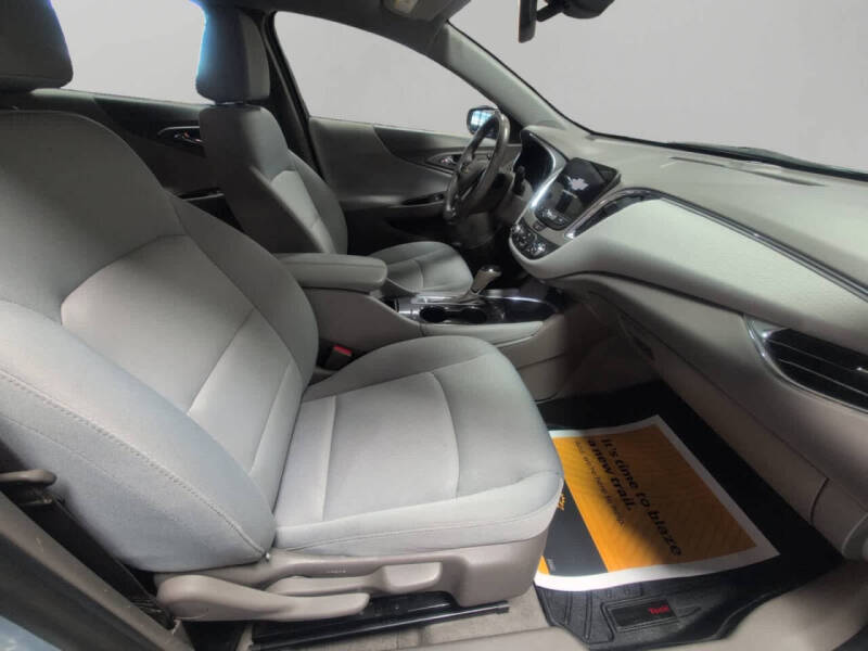 2017 Chevrolet Malibu LT