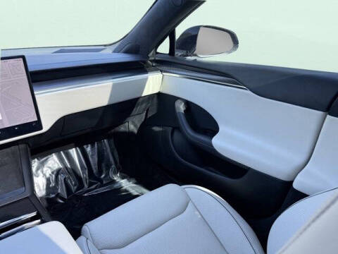 2023 Tesla Model S Plaid