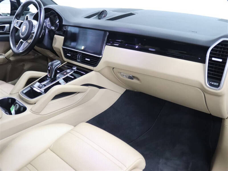 2020 Porsche Cayenne