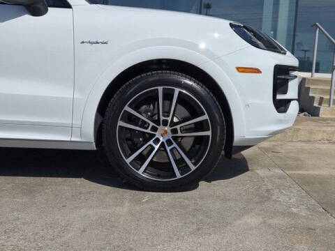 2025 Porsche Cayenne E-Hybrid