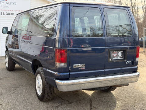 2008 Ford E-Series E-350 SD XLT