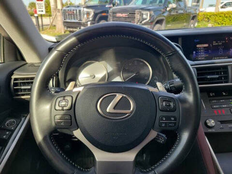 2020 Lexus IS 300