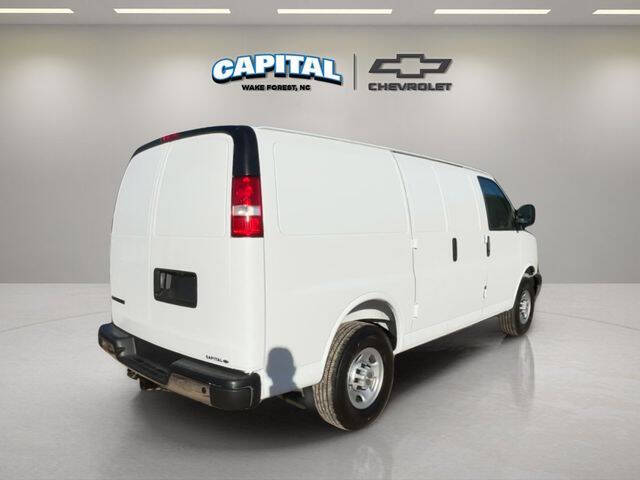 2025 Chevrolet Express 2500